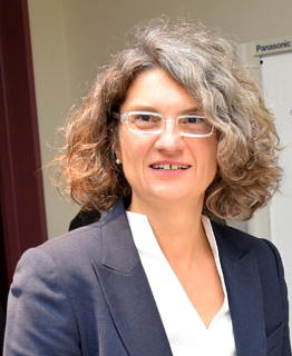 Portrait photo of new professor at FAU:Prof. Dr. Maria Rentetzi, the new chair for Science, Technology and Gender Studies since 1 January 2021